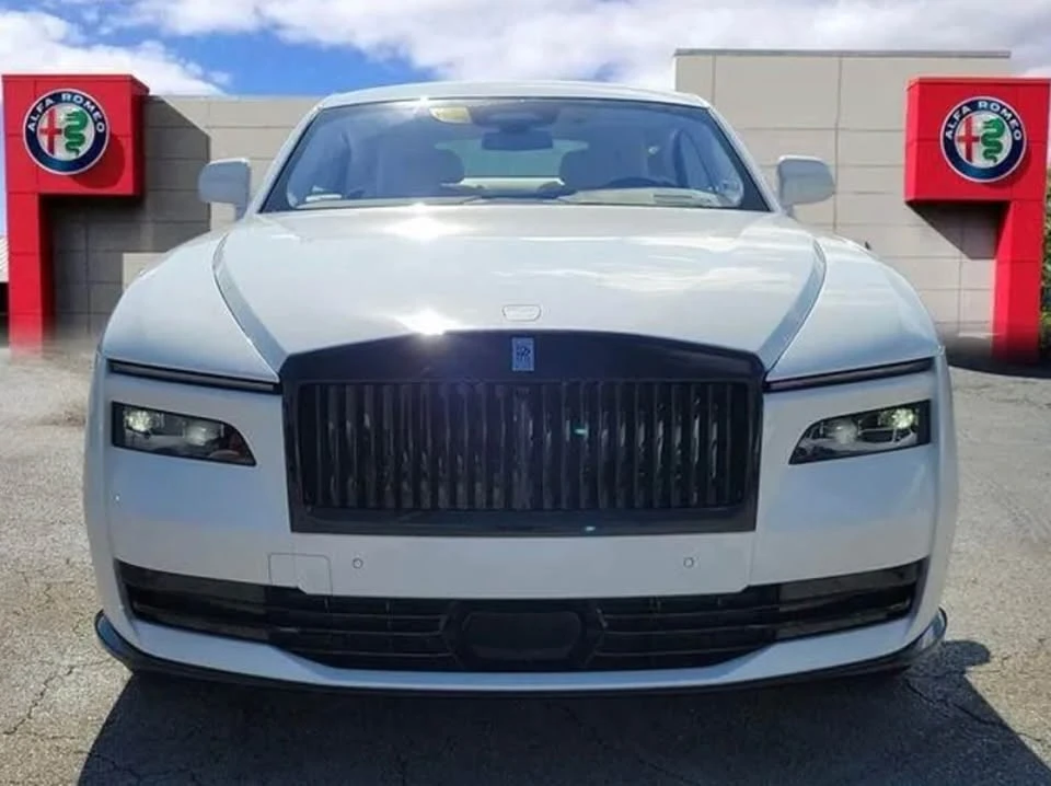 2026 Rolls-Royce Spectre - Image 2 of 17
