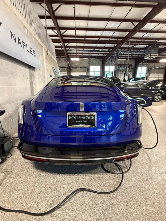 2026 Rolls-Royce Spectre - Image 2 of 20