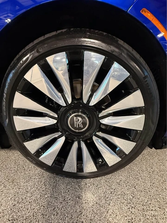 2026 Rolls-Royce Spectre - Image 5 of 20