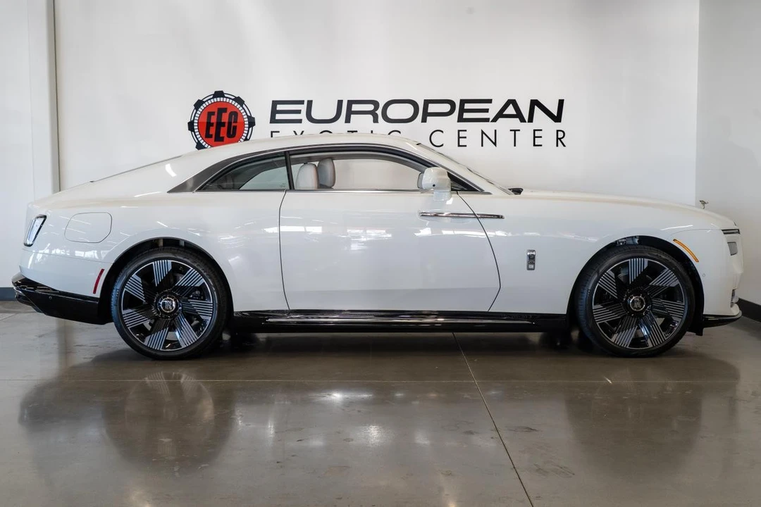 2026 Rolls-Royce Spectre - Image 21 of 21
