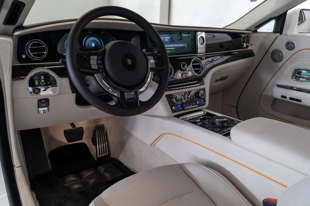 2026 Rolls-Royce Spectre - Image 2 of 21