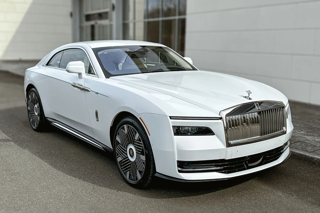 2026 Rolls-Royce Spectre - Image 21 of 24