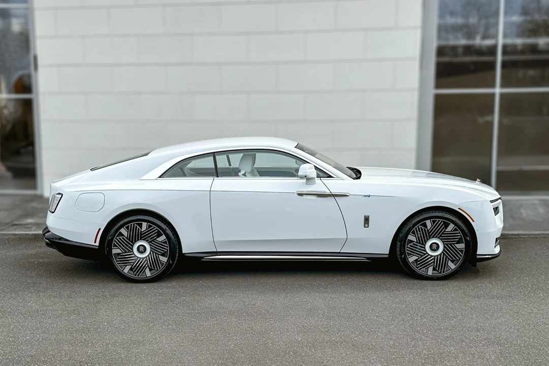 2026 Rolls-Royce Spectre - Image 10 of 24