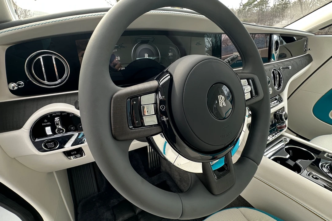 2026 Rolls-Royce Spectre - Image 15 of 24