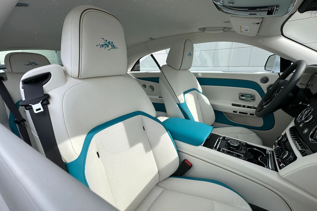 2026 Rolls-Royce Spectre - Image 22 of 24
