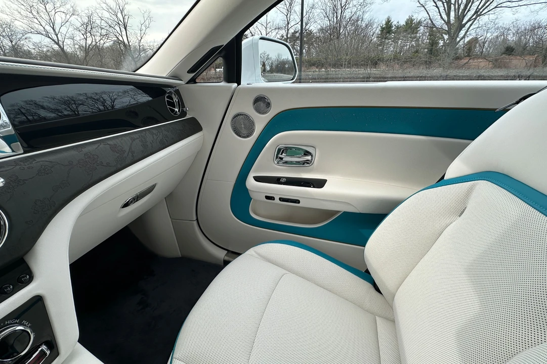 2026 Rolls-Royce Spectre - Image 14 of 24