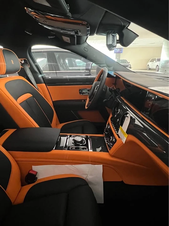 2026 Rolls-Royce Ghost Black Badge 2nd Gen - Image 7 of 10