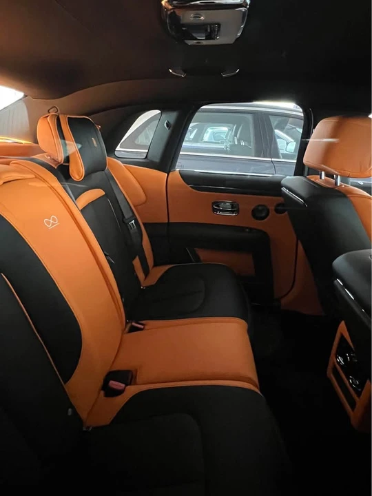 2026 Rolls-Royce Ghost Black Badge 2nd Gen - Image 5 of 10