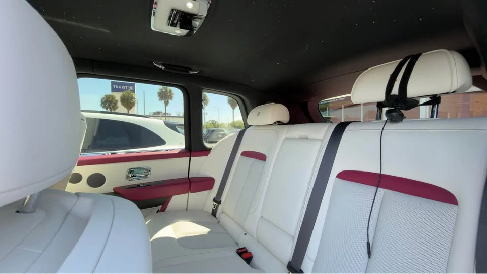 2026 Rolls-Royce Cullinan - Image 8 of 10