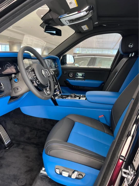 2026 Rolls-Royce Cullinan Black Badge - Image 7 of 10