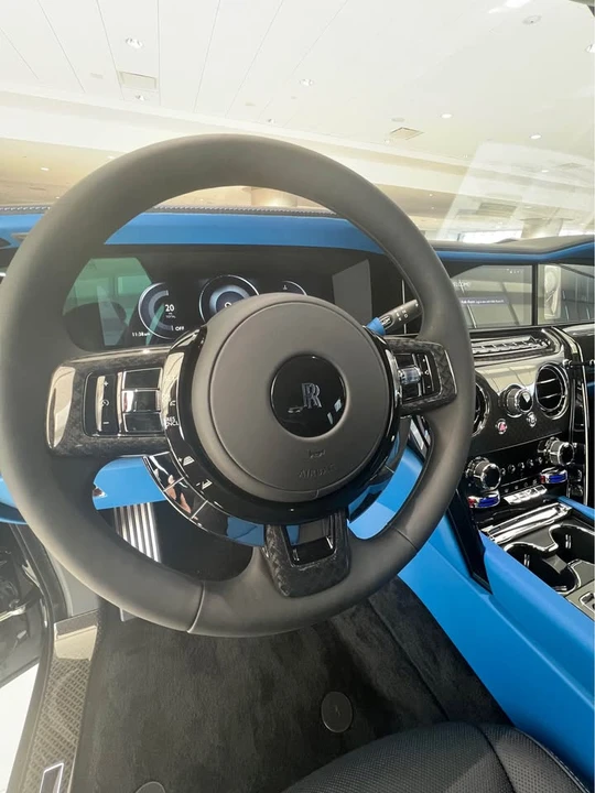 2026 Rolls-Royce Cullinan Black Badge - Image 8 of 10