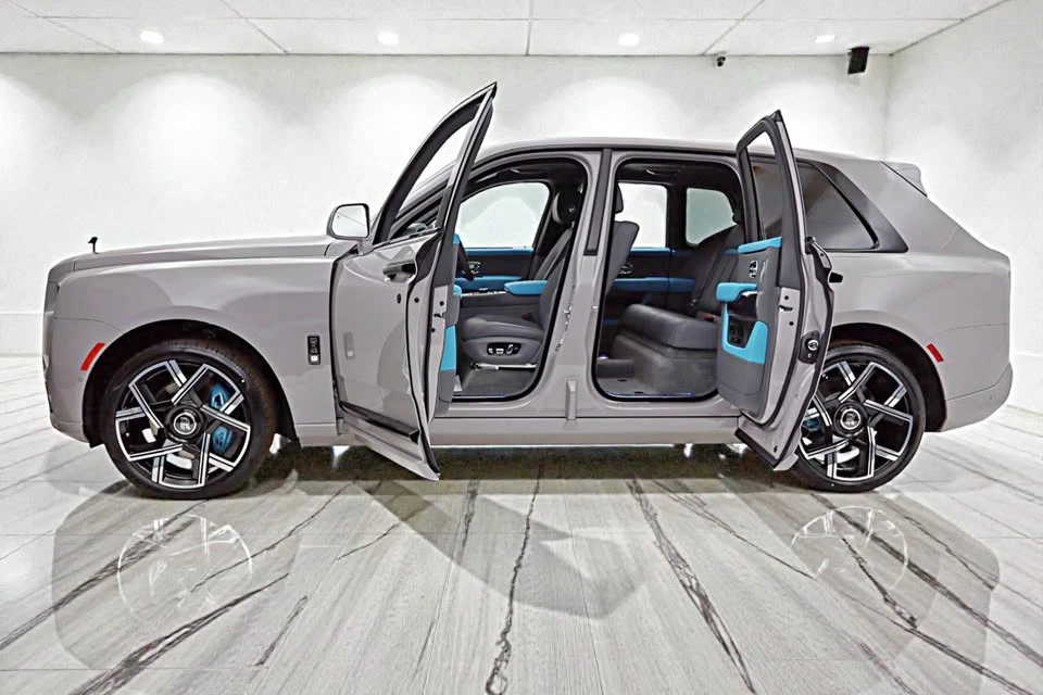 2026 Rolls-Royce Cullinan Black Badge - Image 3 of 20