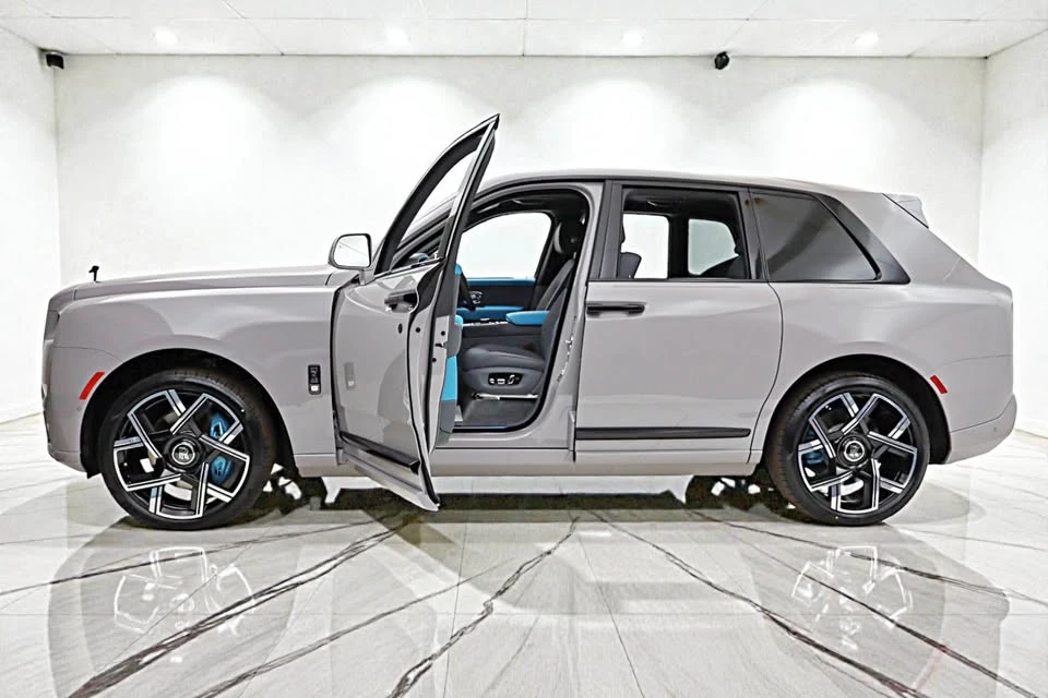 2026 Rolls-Royce Cullinan Black Badge - Image 6 of 20