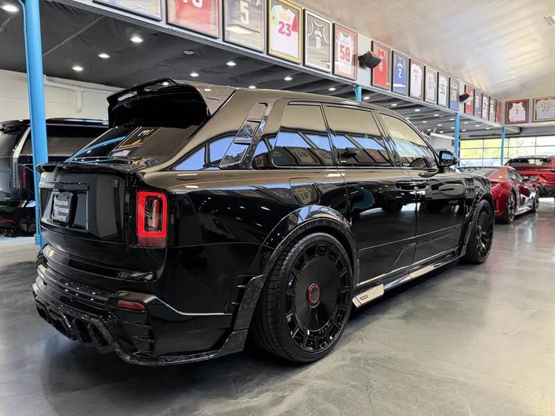 2026 Rolls-Royce Cullinan - Image 8 of 17
