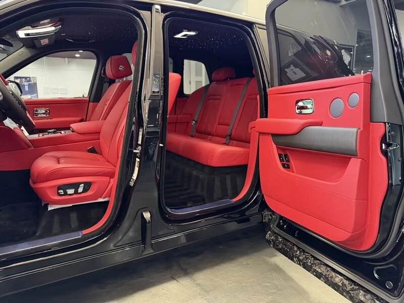 2026 Rolls-Royce Cullinan - Image 10 of 17