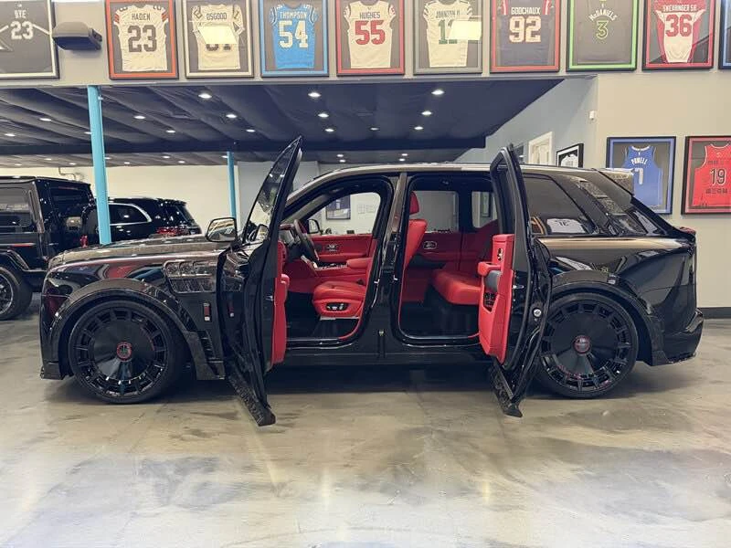 2026 Rolls-Royce Cullinan - Image 2 of 17