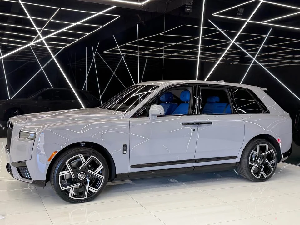 2026 Rolls-Royce Cullinan - Image 6 of 16