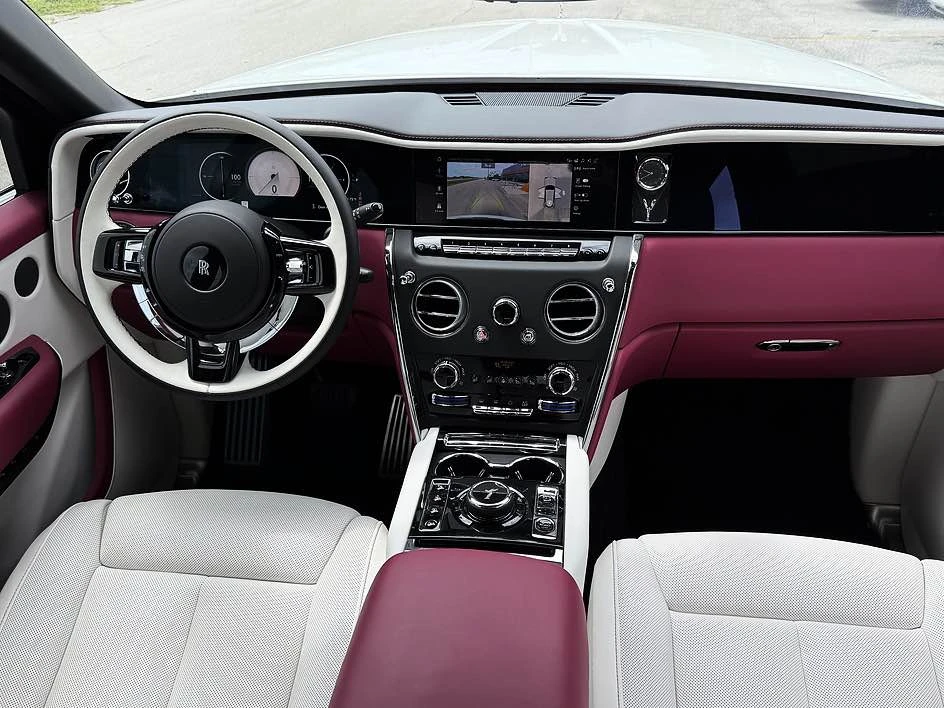 2026 Rolls-Royce Cullinan - Image 10 of 19