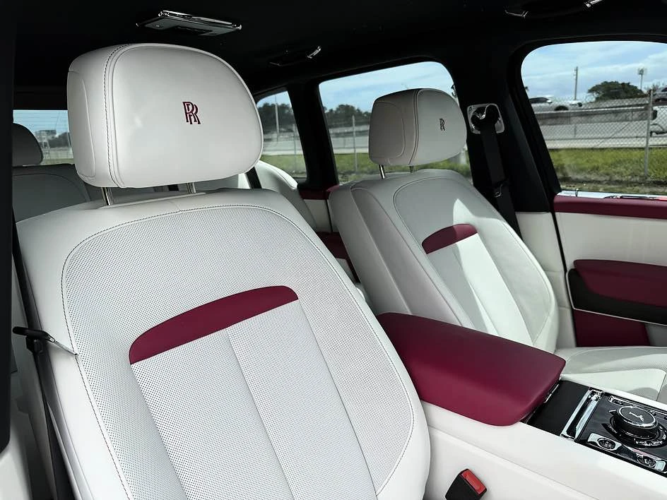 2026 Rolls-Royce Cullinan - Image 9 of 19