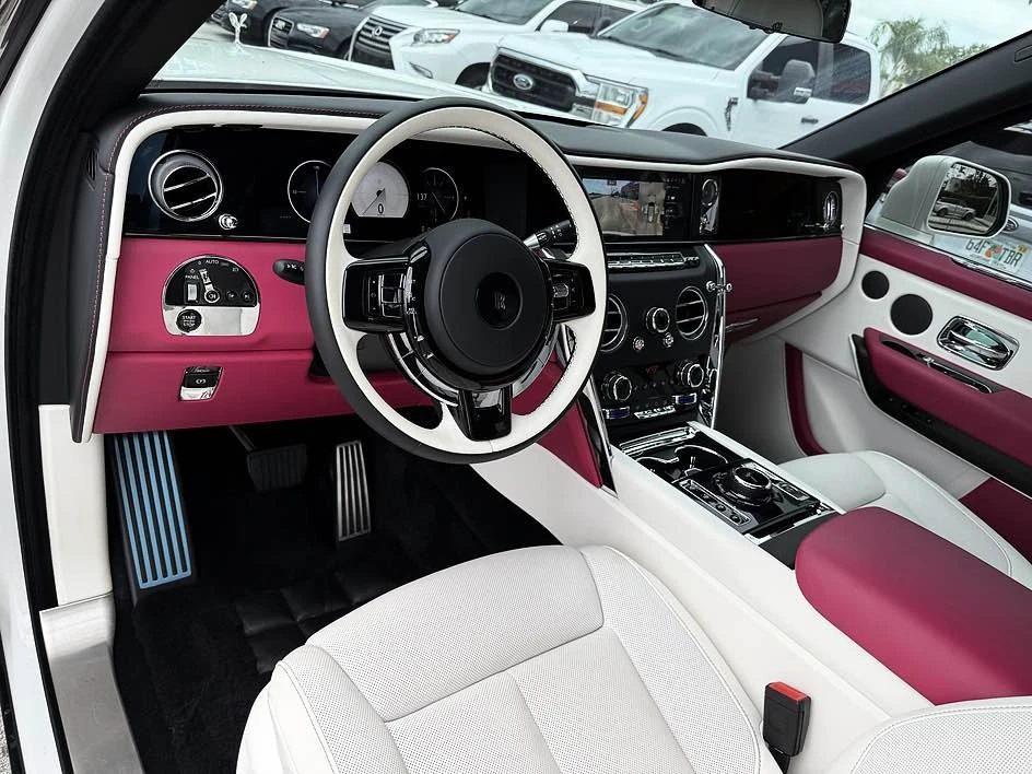 2026 Rolls-Royce Cullinan - Image 16 of 19