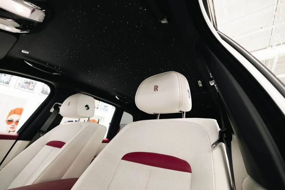 2026 Rolls-Royce Cullinan - Image 19 of 20