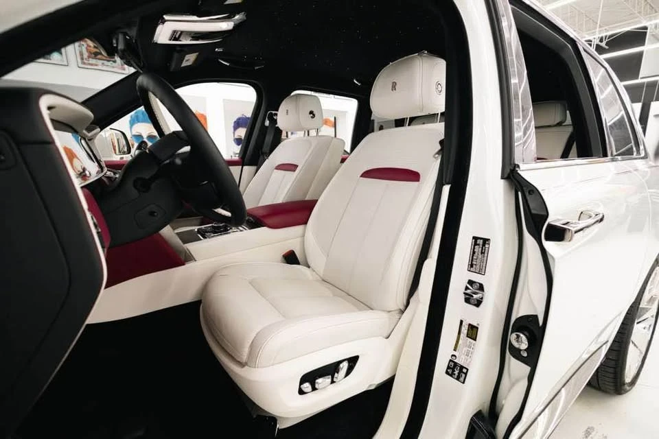 2026 Rolls-Royce Cullinan - Image 16 of 20