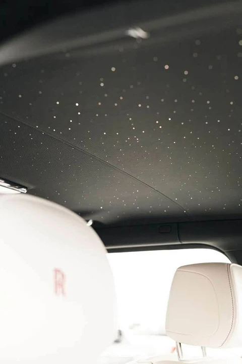 2026 Rolls-Royce Cullinan - Image 15 of 20
