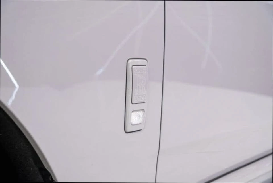 2026 Rolls-Royce Cullinan - Image 14 of 17