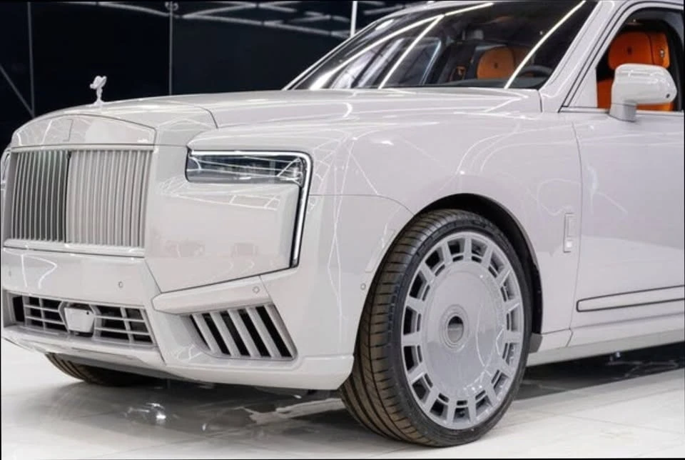 2026 Rolls-Royce Cullinan - Image 4 of 17