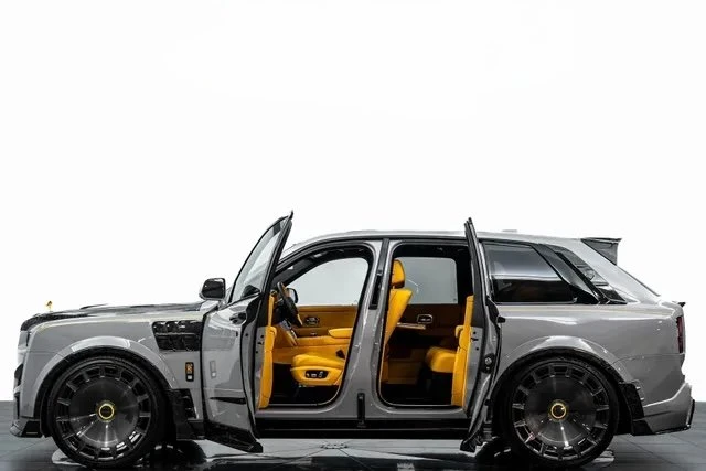 2026 Rolls-Royce Cullinan - Image 3 of 20