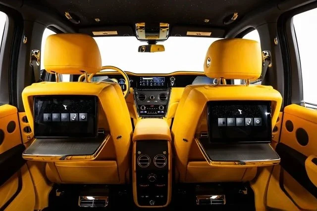 2026 Rolls-Royce Cullinan - Image 13 of 20