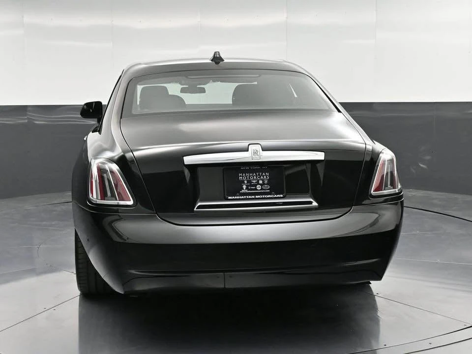 2026 Rolls-Royce Ghost 2nd Gen - Image 7 of 19
