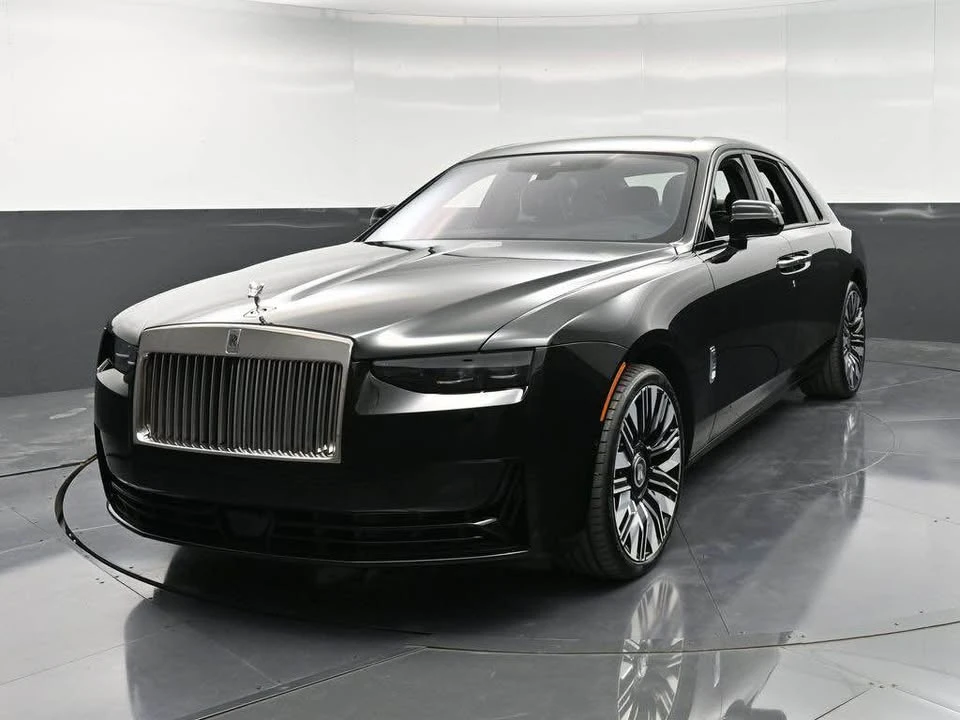 2026 Rolls-Royce Ghost 2nd Gen - Image 13 of 19