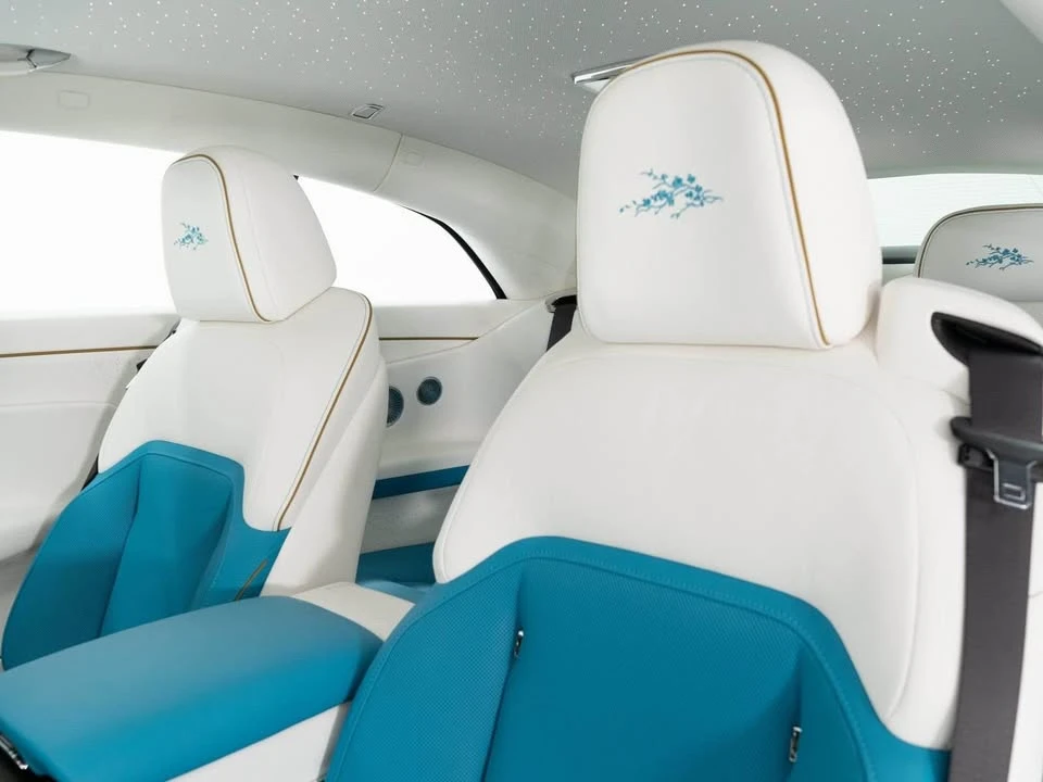 2026 Rolls-Royce Spectre - Image 11 of 19