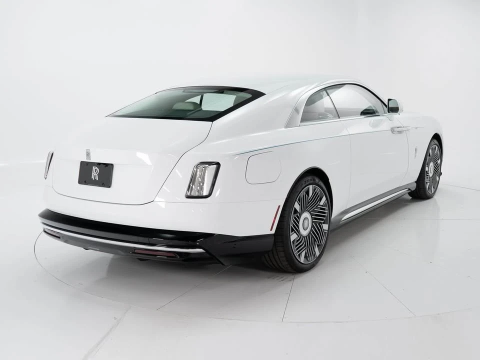 2026 Rolls-Royce Spectre - Image 4 of 19