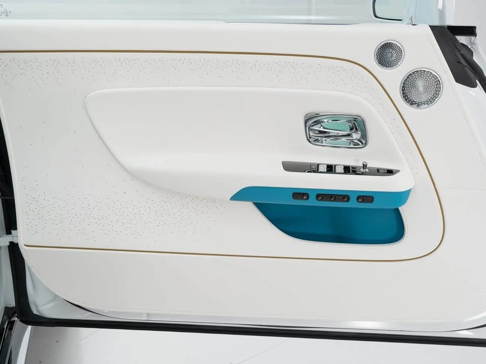 2026 Rolls-Royce Spectre - Image 6 of 19