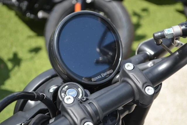 2026 Royal Enfield - Image 12 of 16