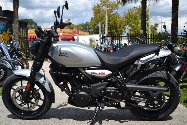 2026 Royal Enfield - Image 9 of 16