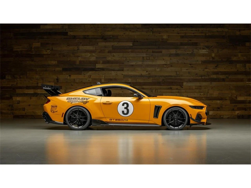 2026 Shelby GT350 - Image 3 of 4