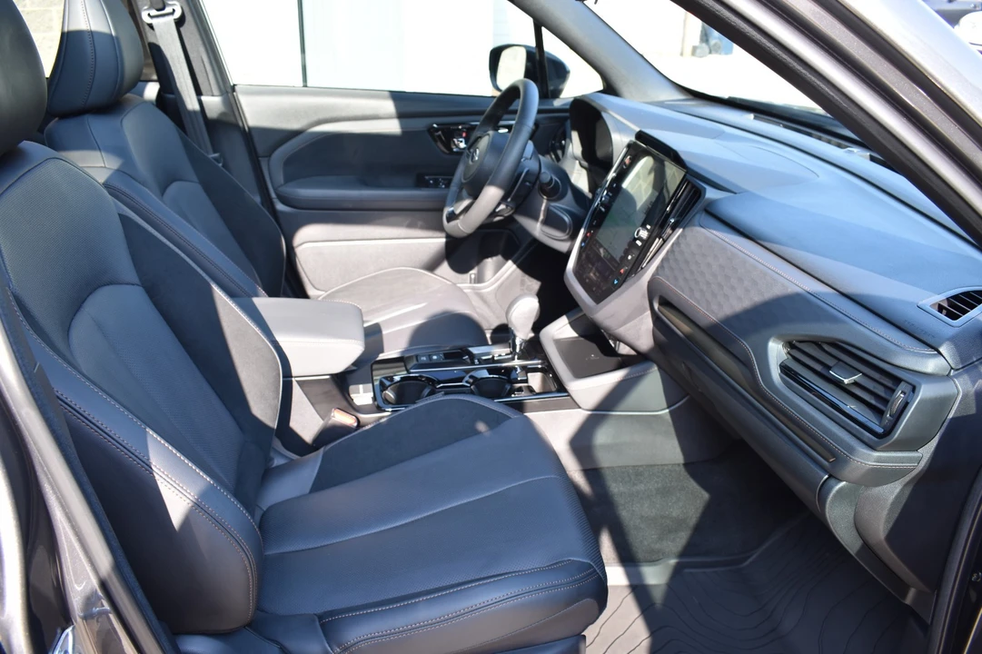 2026 Subaru Forester 6th Gen - Image 17 of 28