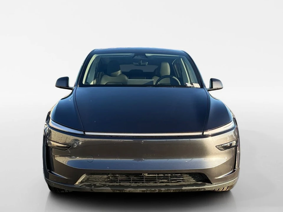 2026 Tesla Model Y - Image 3 of 21