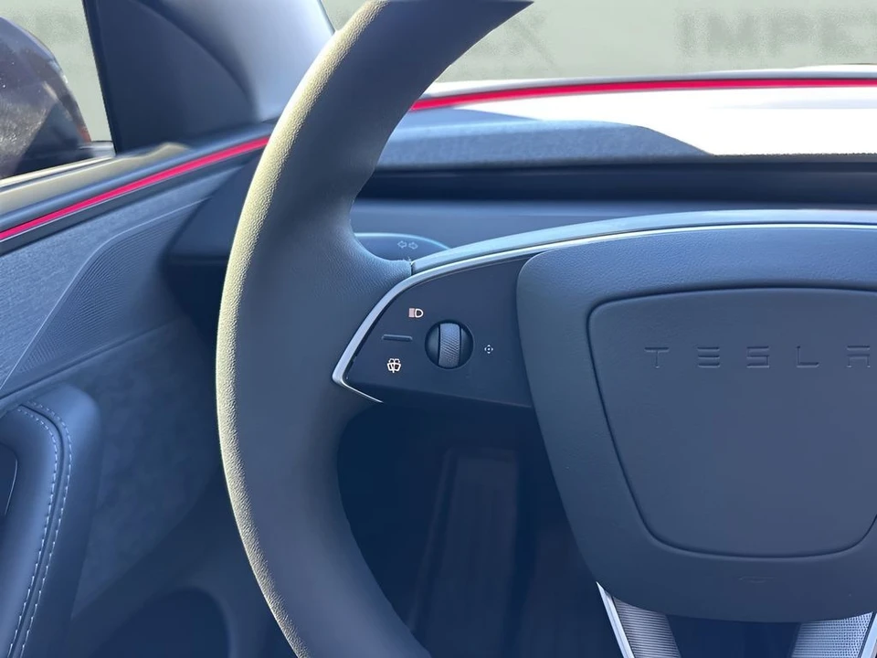 2026 Tesla Model Y - Image 16 of 21