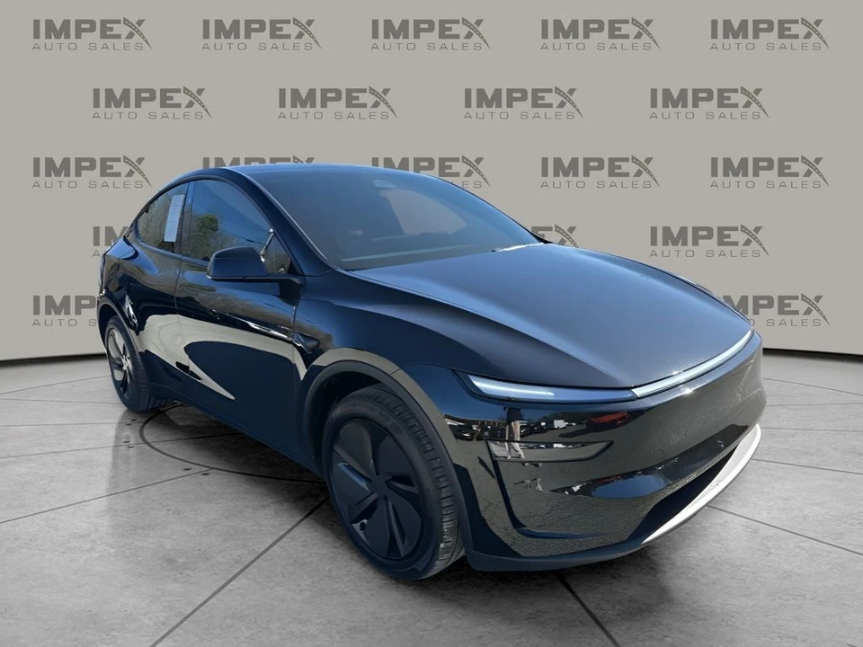 2026 Tesla Model Y - Image 7 of 21