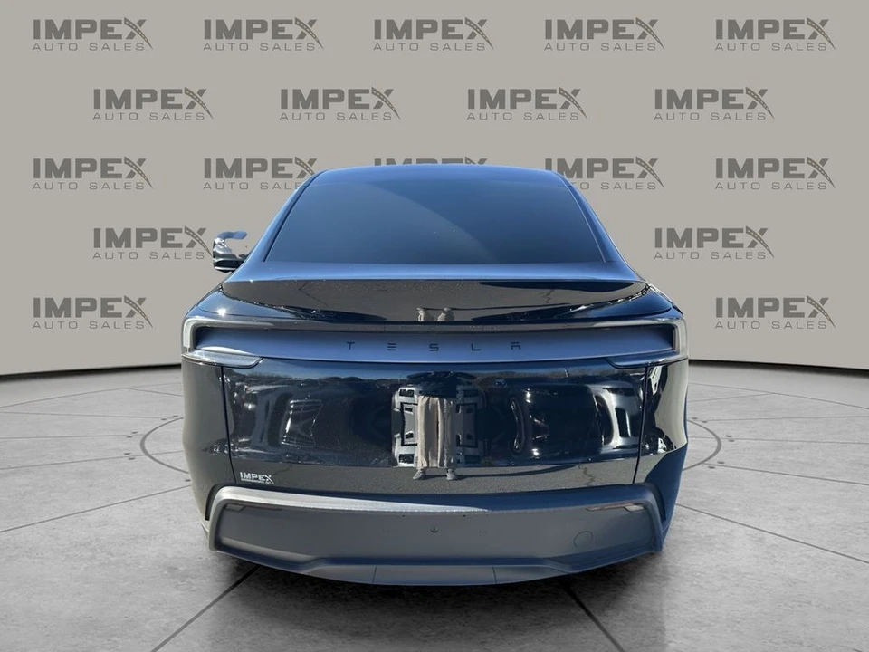 2026 Tesla Model Y - Image 4 of 21