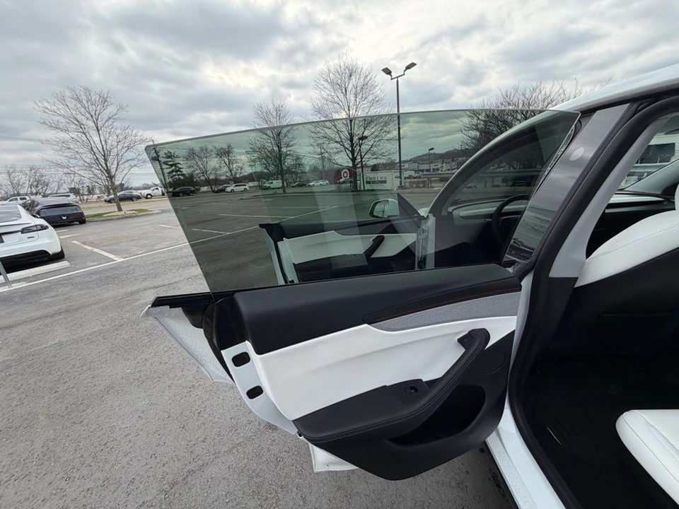 2026 Tesla Model Y - Image 8 of 16