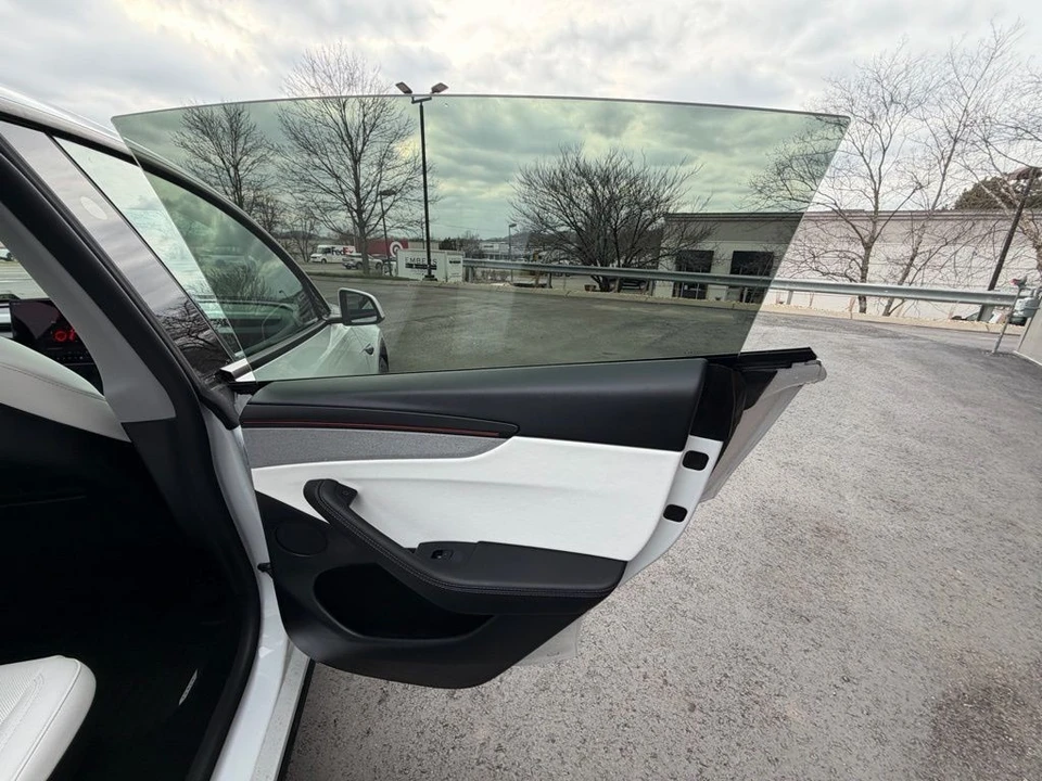 2026 Tesla Model Y - Image 11 of 16