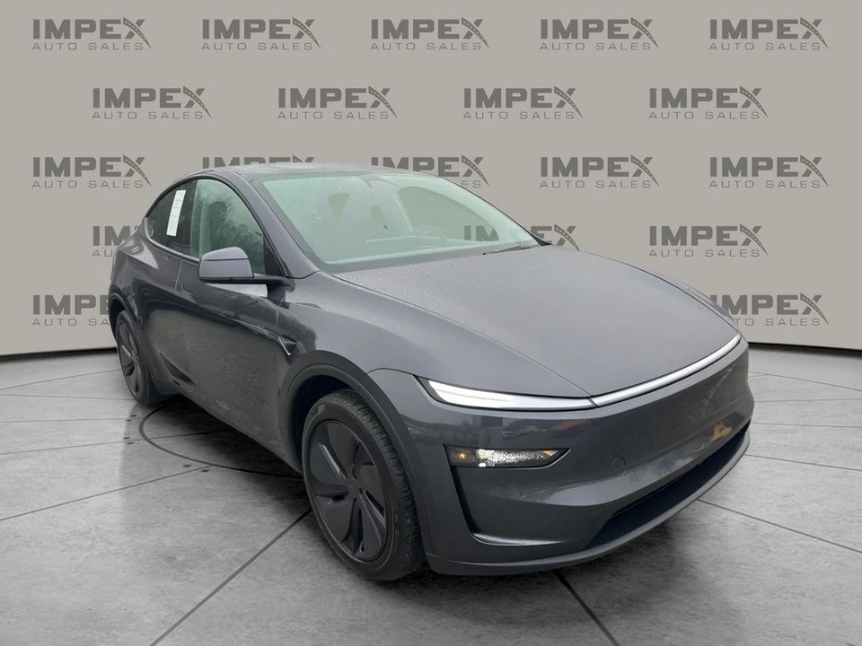 2026 Tesla Model Y - Image 7 of 21