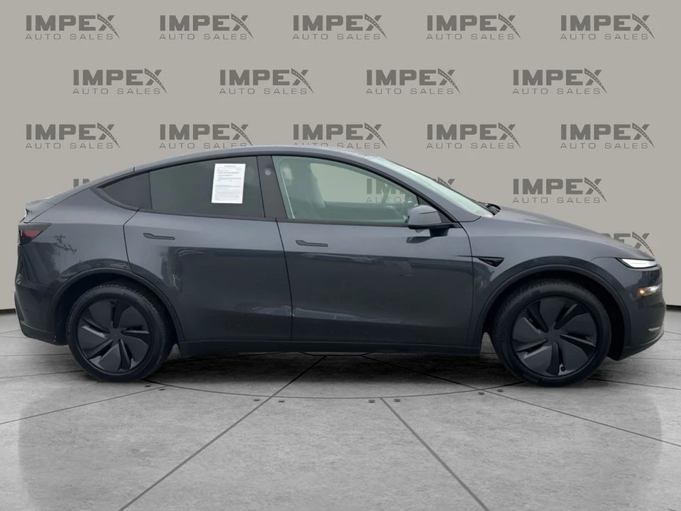 2026 Tesla Model Y - Image 6 of 21