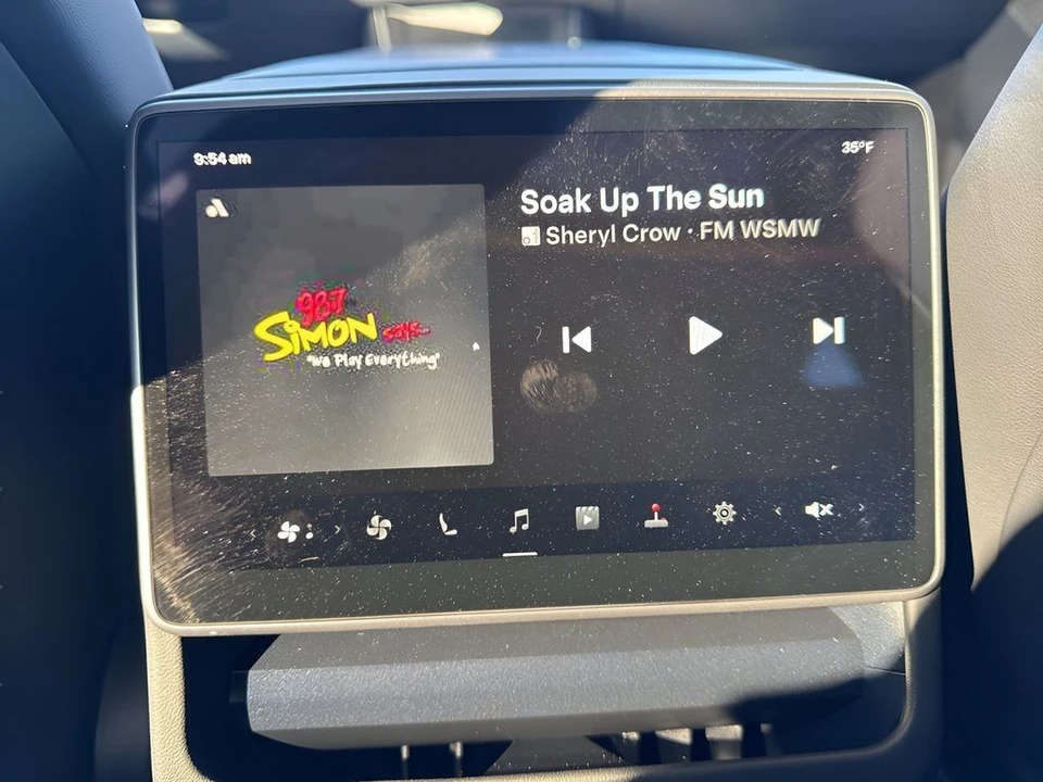 2026 Tesla Model Y - Image 13 of 21