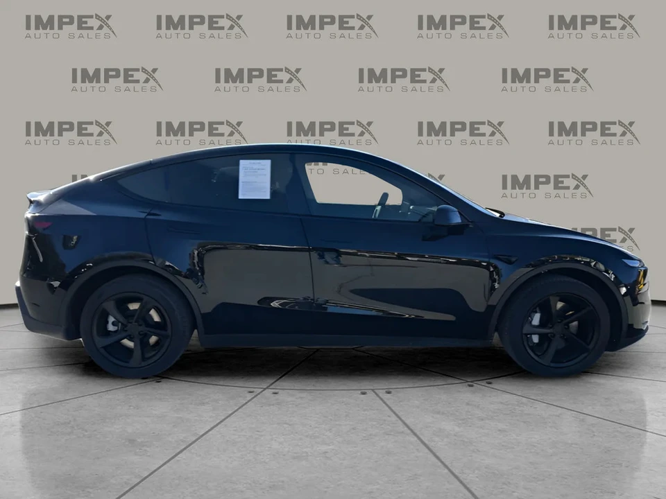 2026 Tesla Model Y - Image 6 of 21